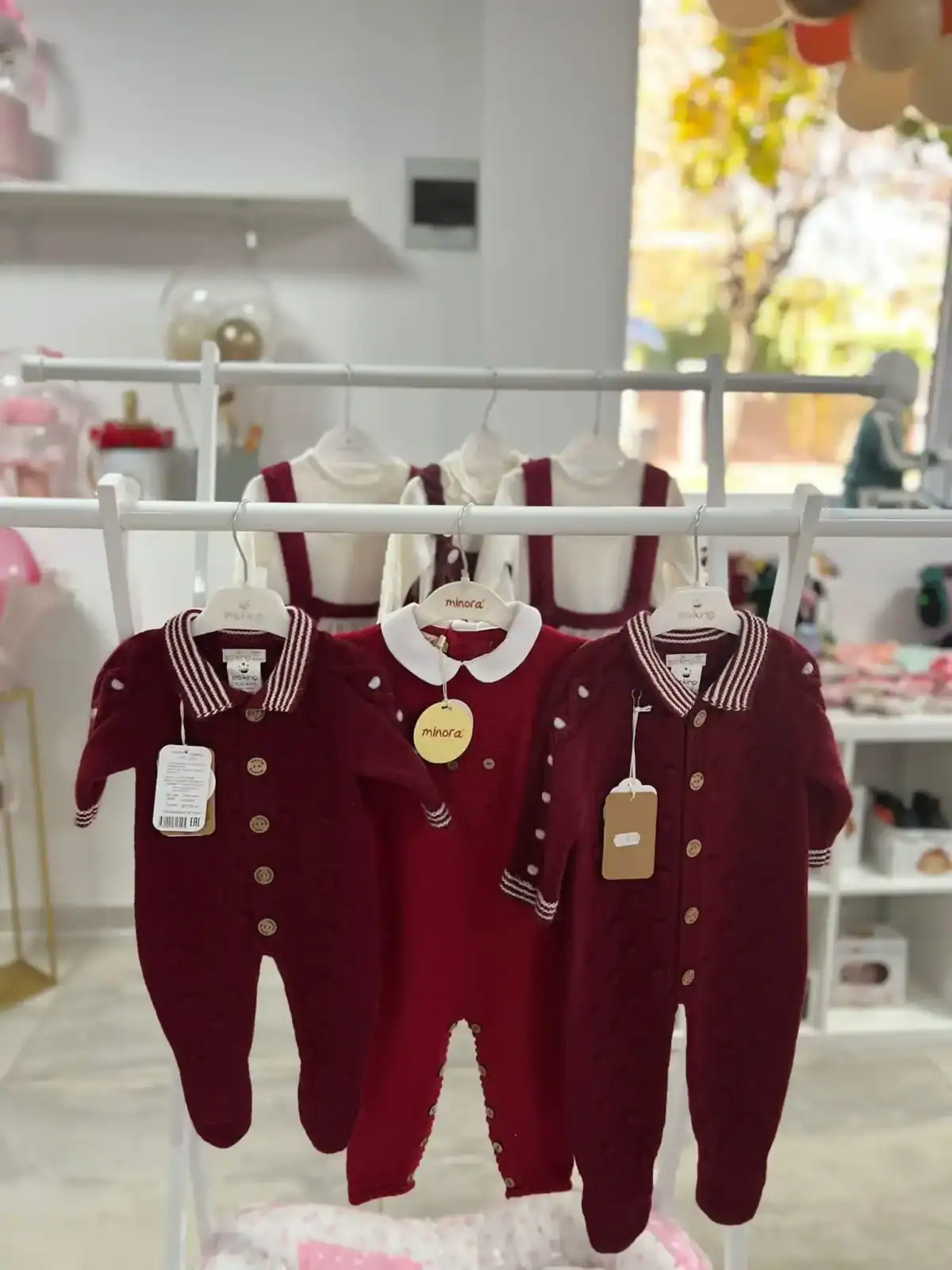 Salopetă tricotată bordo din lână - imagine 3