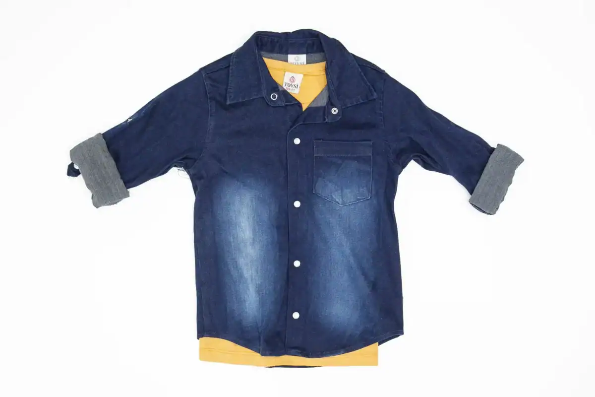 Set 4 piese - Vesta rosie fas, blugi , camasa, si tricou 5 ani - imagine 4