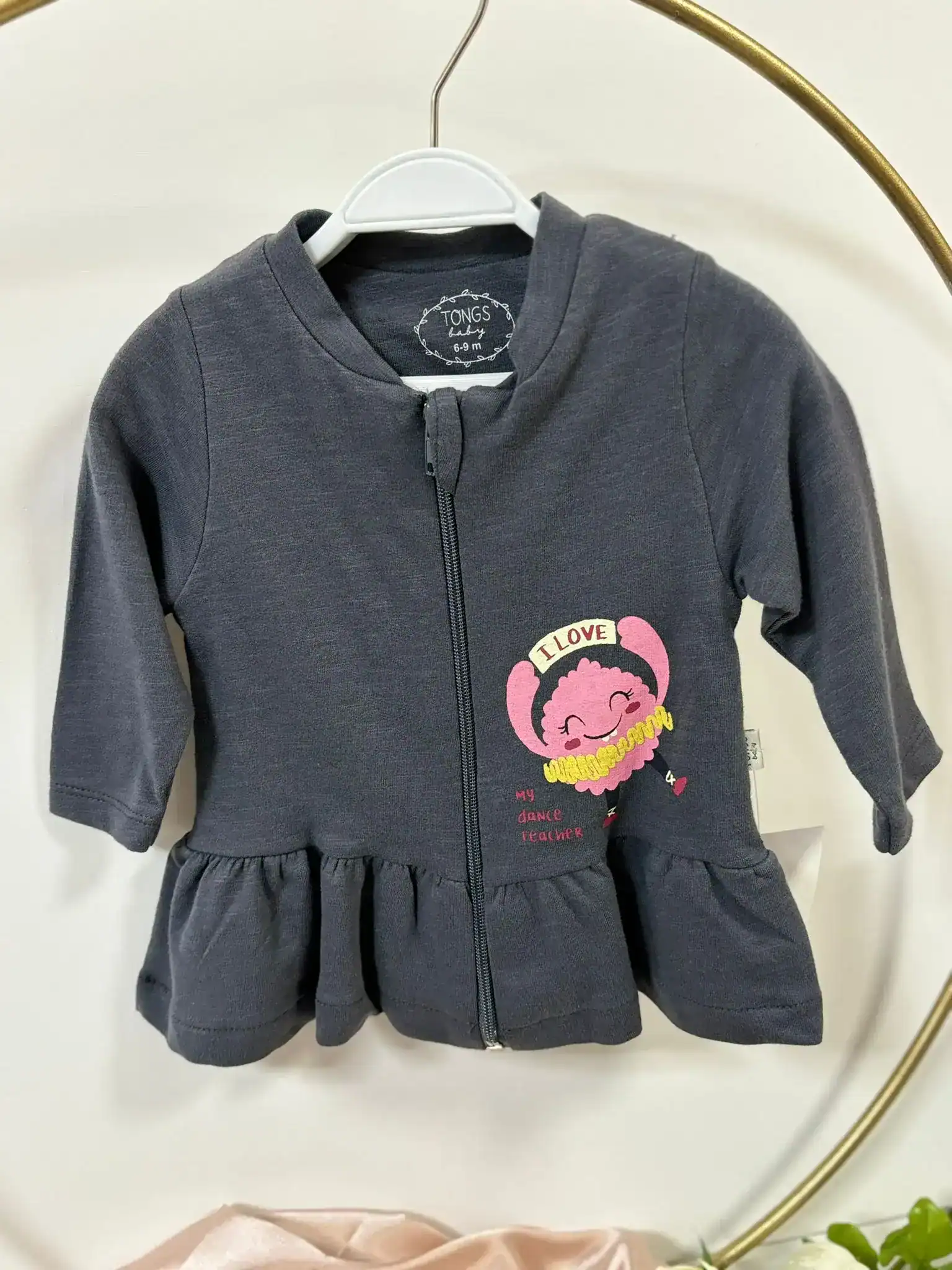 Imagine-WhatsApp-2024-05-22-la-15.57.26_bd171df6.webp Hanorac de fetițe cu fermoar - imagine 1