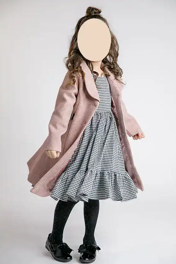 Set palton si rochita în carouri